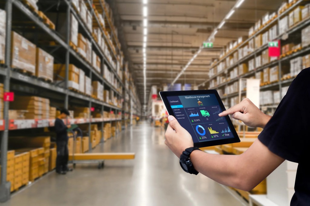 Beyond the Label: Why Logistics Management Software is the Brain of Your&nbsp;Warehouse